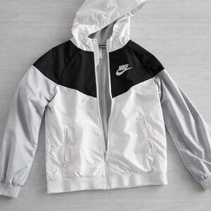 Nike Youth Large Black and Gray Windbreaker